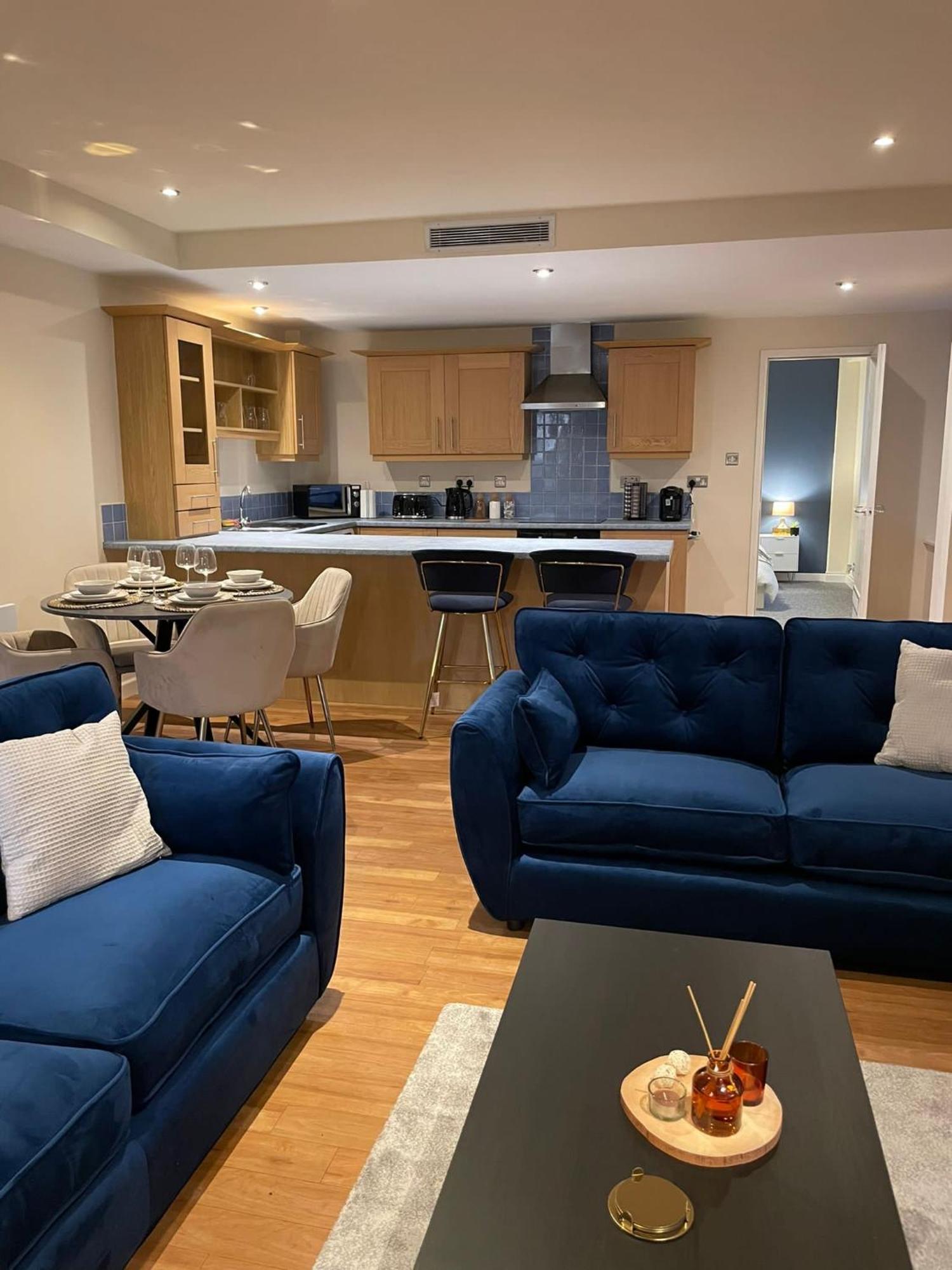 Modern 2 Bdr Flat In Nottingham City Centre With Free Parking Exterior photo