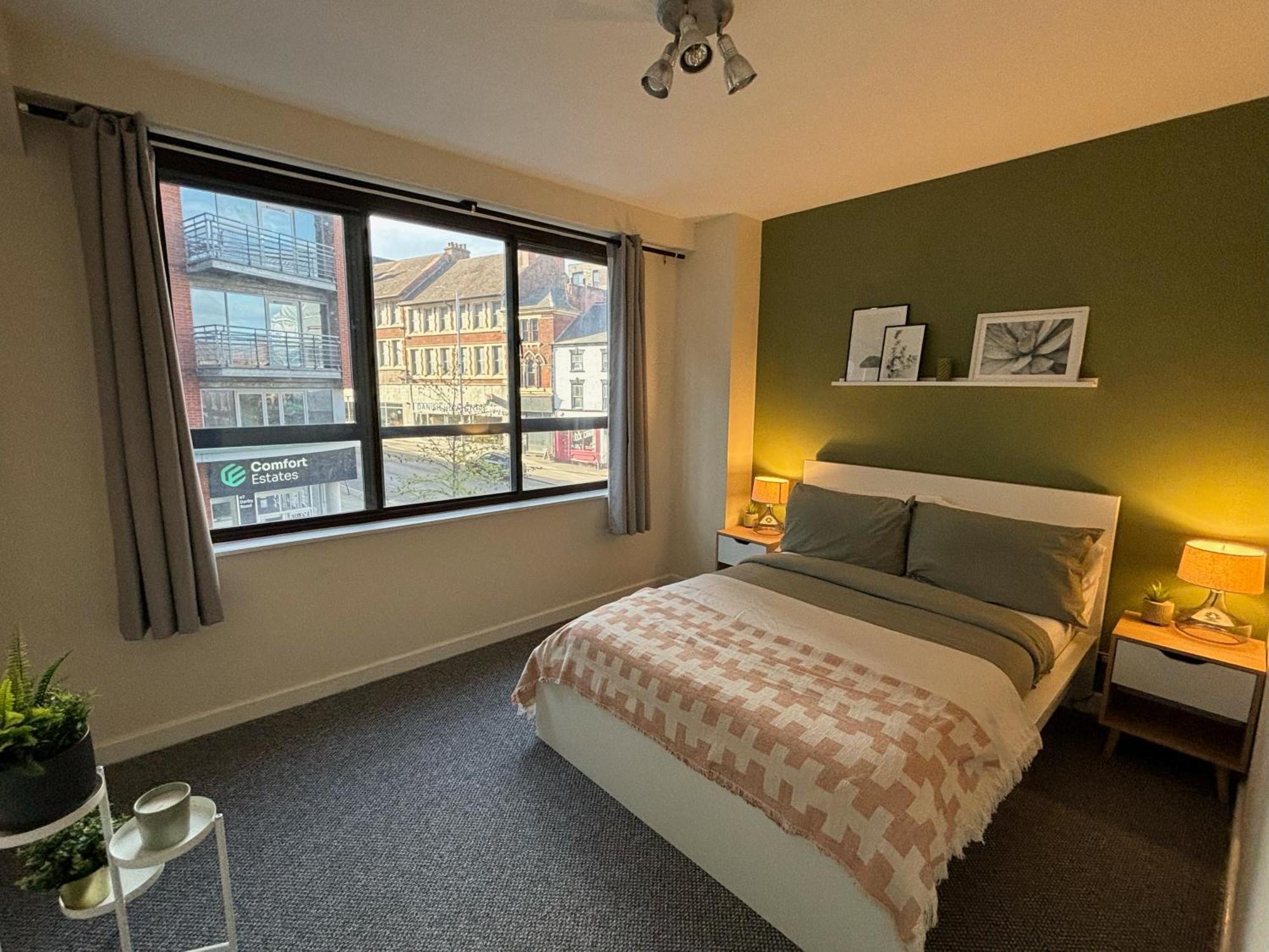Modern 2 Bdr Flat In Nottingham City Centre With Free Parking Exterior photo